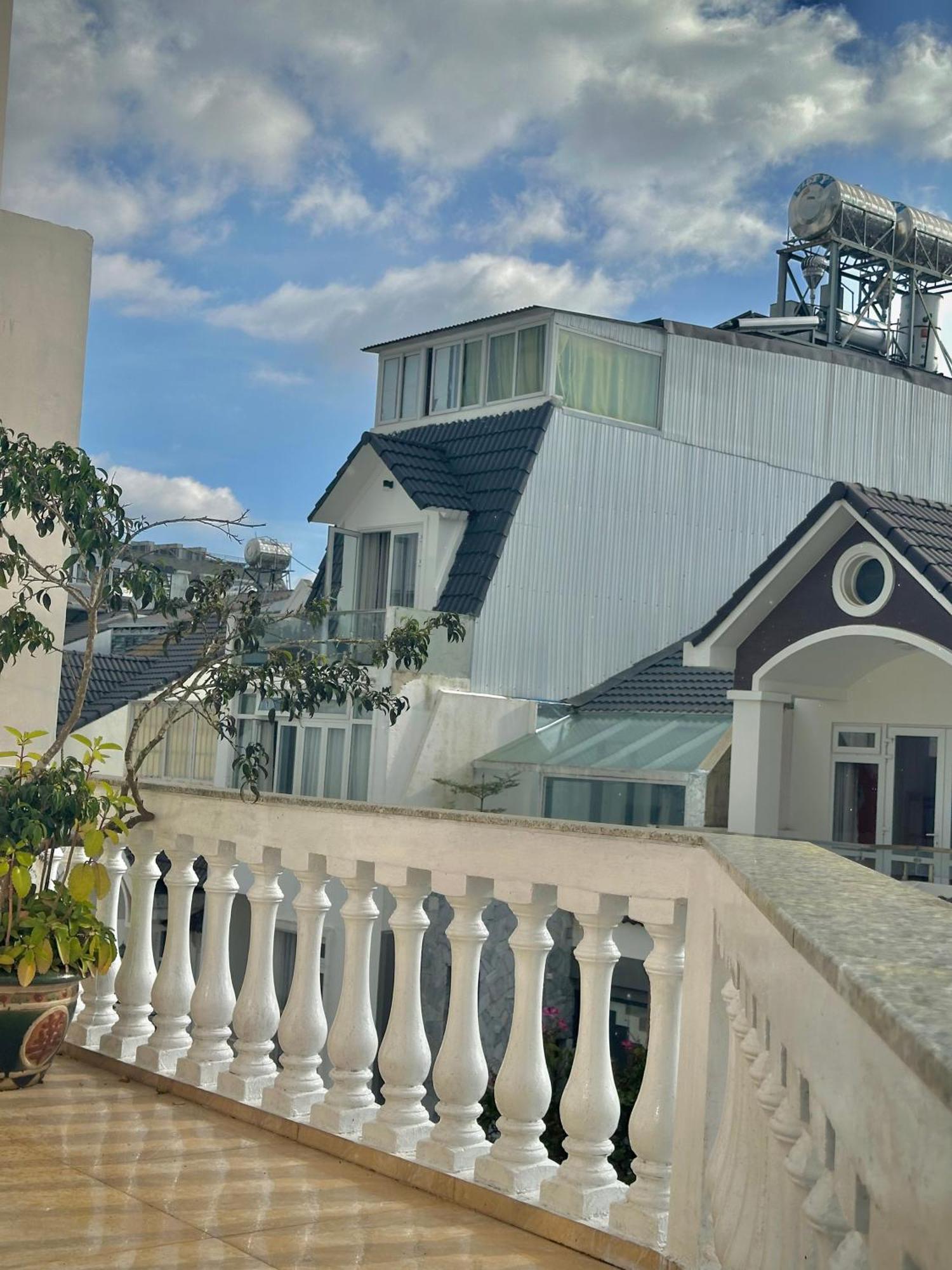 Khach San My Hang Đà Lạt Exterior foto